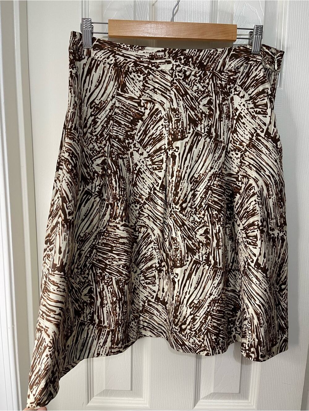 Brown Cream 100% Silk Vintage Y2K Knee Length Abstract Printed Boho Skirt size 8